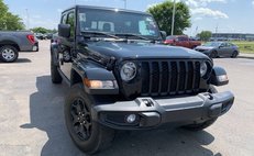 2022 Jeep Gladiator Willys Sport