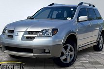 2004 Mitsubishi Outlander XLS