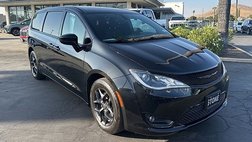 2020 Chrysler Pacifica Touring