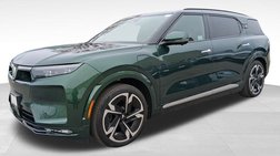 2024 VinFast VF9 Plus