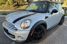 2012 MINI Cooper Hardtop Base