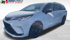 2021 Toyota Sienna XSE 7-Passenger
