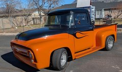 1956 Ford F-100 