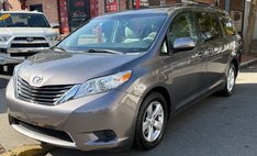 2012 Toyota Sienna LE