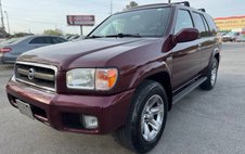 2004 Nissan Pathfinder LE Platinum