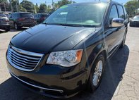 2015 Chrysler Town and Country Touring-L