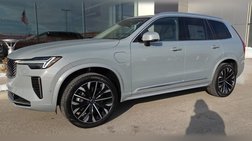 2026 Volvo XC90 T8 Plus 7P