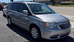2016 Chrysler Town and Country Touring