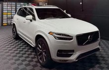 2018 Volvo XC90 T6 Momentum