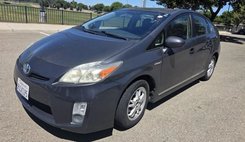 2010 Toyota Prius III