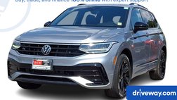 2023 Volkswagen Tiguan SE R-Line Black