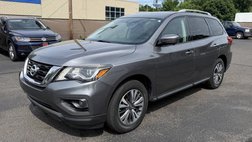 2017 Nissan Pathfinder SL