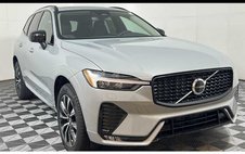 2025 Volvo XC60 B5 Core Dark Theme