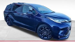 2023 Toyota Sienna XSE 7-Passenger