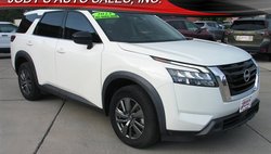 2023 Nissan Pathfinder S
