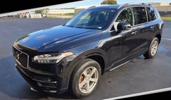 2018 Volvo XC90 T5 Momentum 5-Passenger