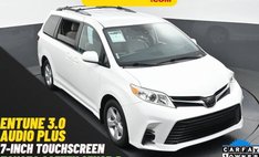 2019 Toyota Sienna LE