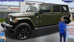 2023 Jeep Wrangler Sahara 4WD