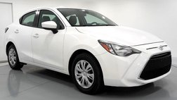 2019 Toyota Yaris LE