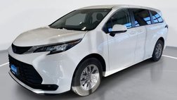 2023 Toyota Sienna LE 8-Passenger