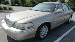 2005 Lincoln Town Car Signature