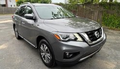2019 Nissan Pathfinder SV