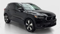 2021 Volvo XC40 T5 Momentum