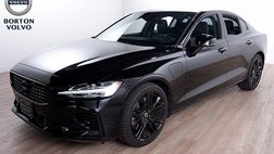 2022 Volvo S60 Recharge T8 R-Design Black Edition