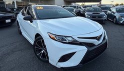 2020 Toyota Camry SE Nightshade
