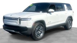 2025 Rivian R1S Adventure