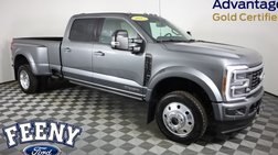 2025 Ford F-450 Super Duty Platinum