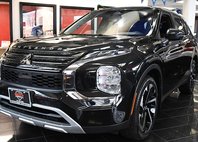 2023 Mitsubishi Outlander PHEV SE