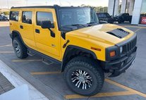 2004 HUMMER H2 Base