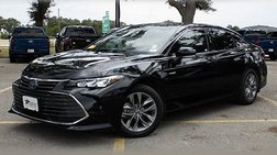 2020 Toyota Avalon Hybrid XLE