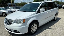2016 Chrysler Town and Country Touring