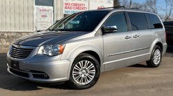 2015 Chrysler Town and Country Touring-L