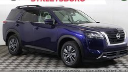 2022 Nissan Pathfinder SV