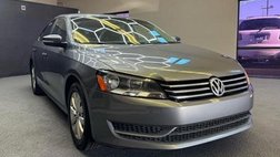 2013 Volkswagen Passat S with Appearance
