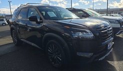 2024 Nissan Pathfinder SL