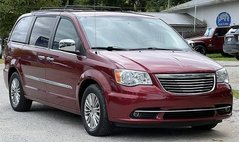 2013 Chrysler Town and Country Touring-L