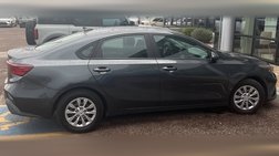 2022 Kia Forte FE