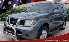2006 Nissan Pathfinder LE