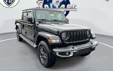 2024 Jeep Gladiator Sport