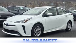 2022 Toyota Prius LE