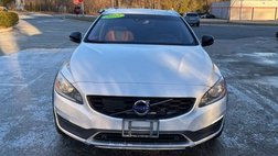 2016 Volvo V60 Cross Country T5