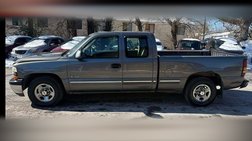 2000 Chevrolet Silverado 1500 LS Ext. Cab 3-Door Long Bed 2WD