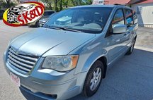 2010 Chrysler Town and Country Touring