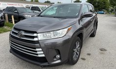 2017 Toyota Highlander SE