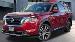 2024 Nissan Pathfinder Platinum