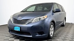 2017 Toyota Sienna LE